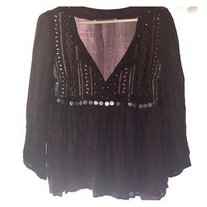 Abercrombie top with metallic detail